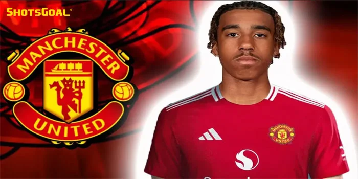 Leny-Yoro---Resmi-Bergabung-dengan-Manchester-United