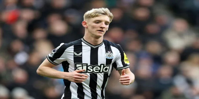 Liverpool - Disarankan Angkut Pemain Anthony Gordon Dari Newcastle