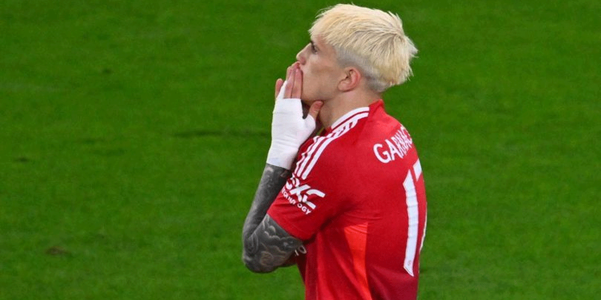 Kode Misterius Alejandro Garnacho Bikin Fans MU Heboh
