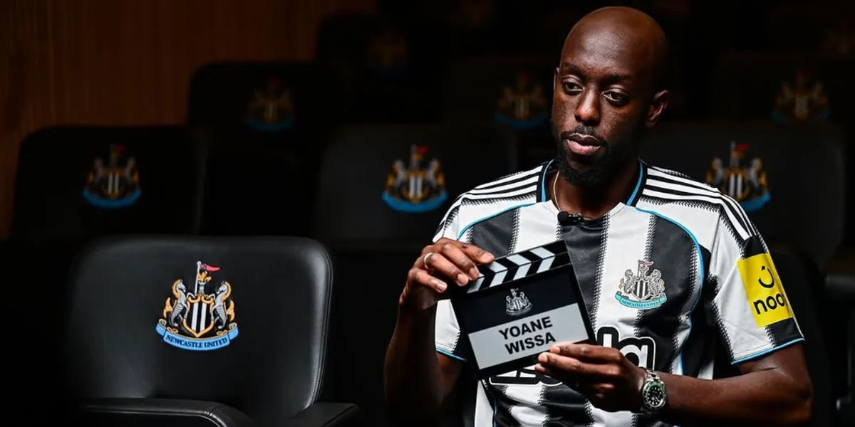 Eddie-Howe-Yoane-Wissa-dari-Newcastle-Akan-Absen-Lebih-Lama_11zon