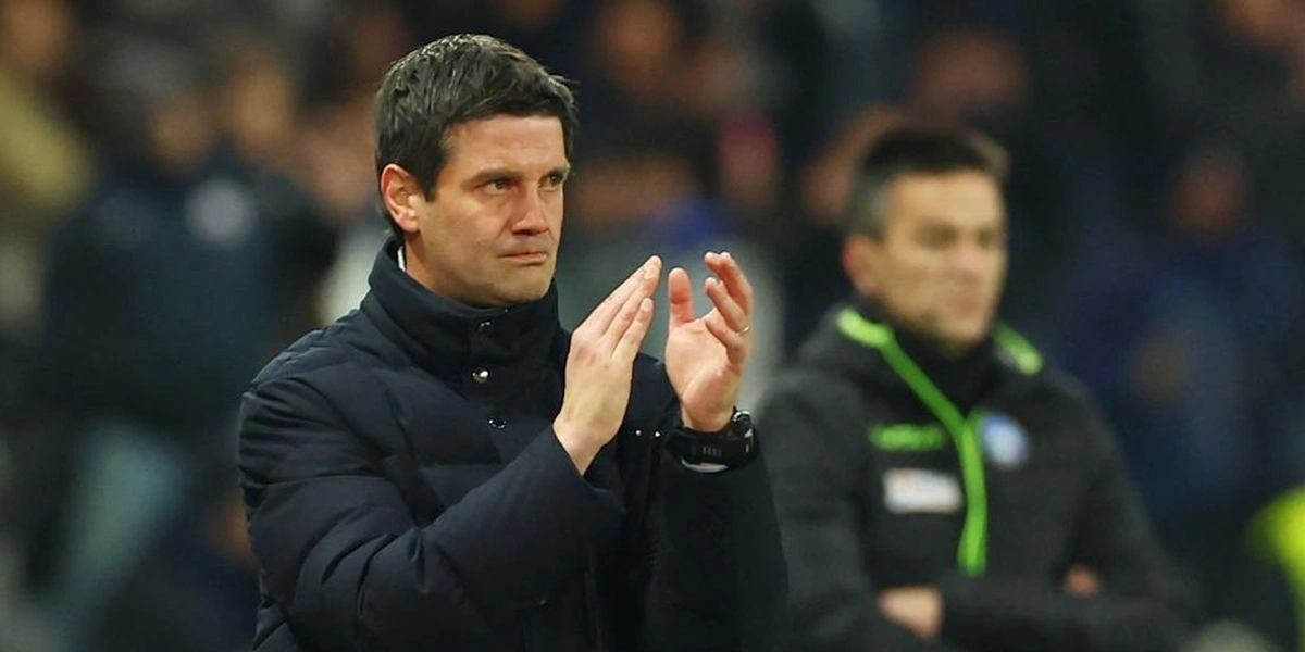 Chivu-Membela-Bastoni-dalam-Kemenangan-Inter-atas-Juventus