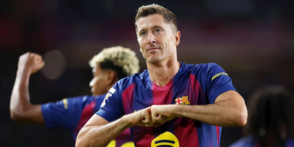 Striker-Barcelona-Lewandowski-Bertemu-dengan-Pelatih-Chicago-Fire-Berhalter